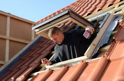 Pose de fenêtres de toit Velux à Thaas